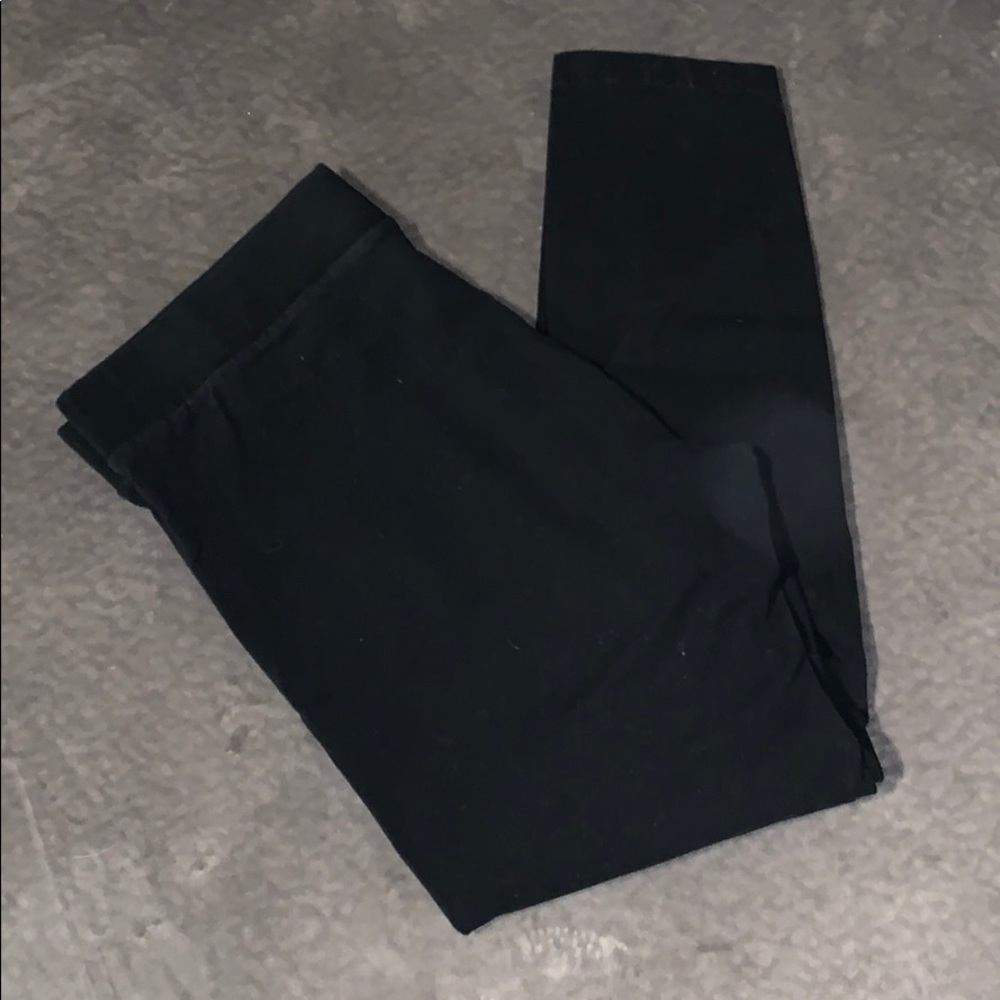 Black leggings